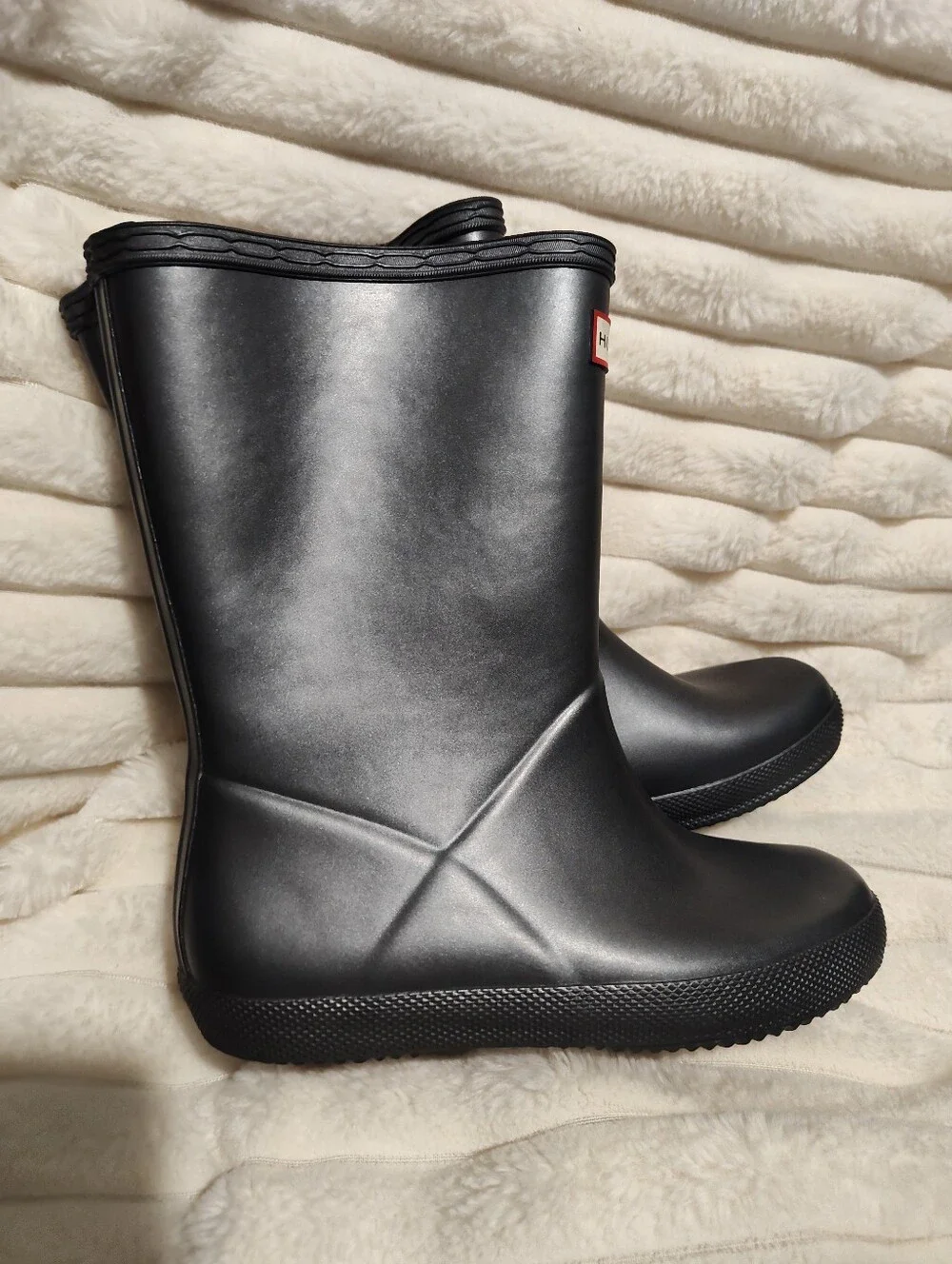 Hunter Kids' Classic Black Rain Boots SZ 13 Boys/ 1 Girls Like New